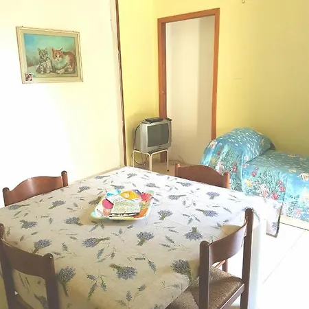 Apartment Villini Totoenita N 1 Loc Capo Bianco Di